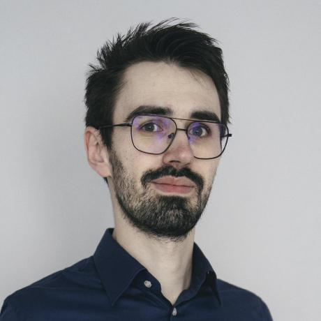 @jakub-trzebiatowski