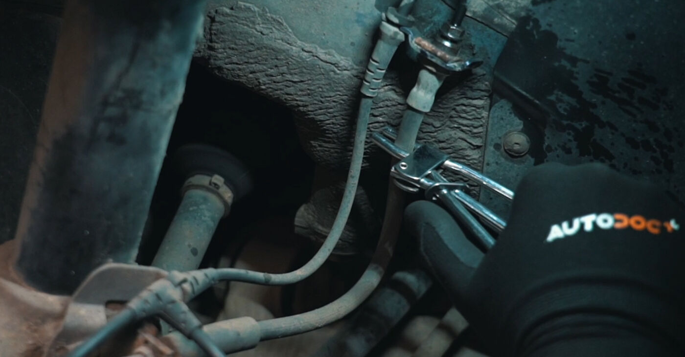 Wie Bremssattel tauschen - Kostenlose PDF- und Videoanleitungen