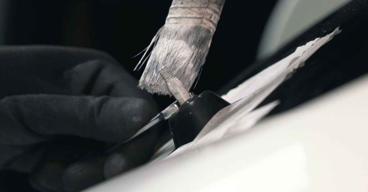 Schritt-für-Schritt-Anleitung zum selbstständigen Wechsel von Scheibenwischerarm