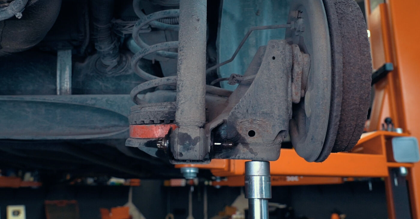 Wechseln Federbein komplett selber