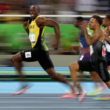 Sports uniform, Track and field athletics, Shoe, Athletic shoe, Race track, Human leg, Endurance sports, Sportswear, Running, Racing, Sports uniform, Track and field athletics, Shoe, Athletic shoe, Race track, Human leg, Endurance sports, Sportswear, Running, Racing,