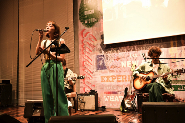 ものんくる、女性50人の前でクラフトビール・イメージソング初披露