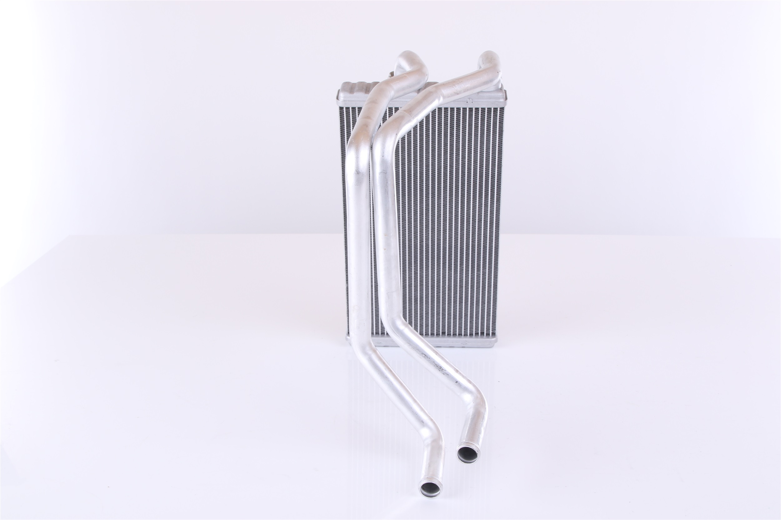 NISSENS 72956 MITSUBISHI Apsildes sistēmas radiators cena
