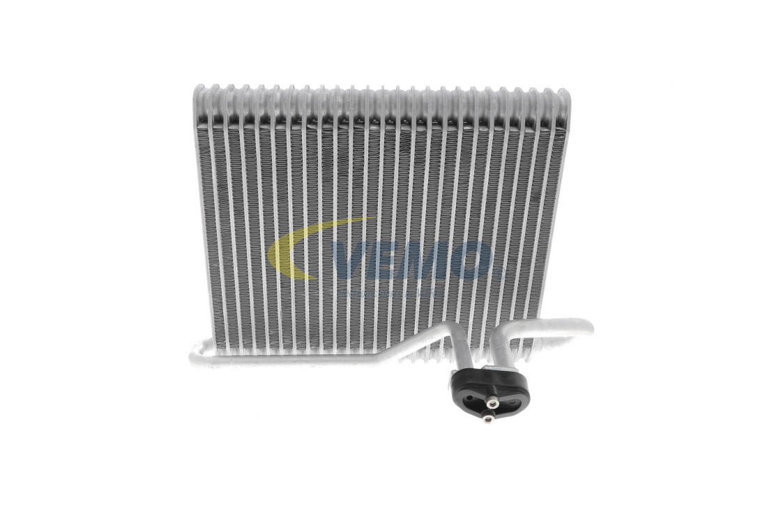 1083526 V30-65-0033 Evaporator, aer conditionat VEMO A001 830 96 58 MERCEDES-BENZ