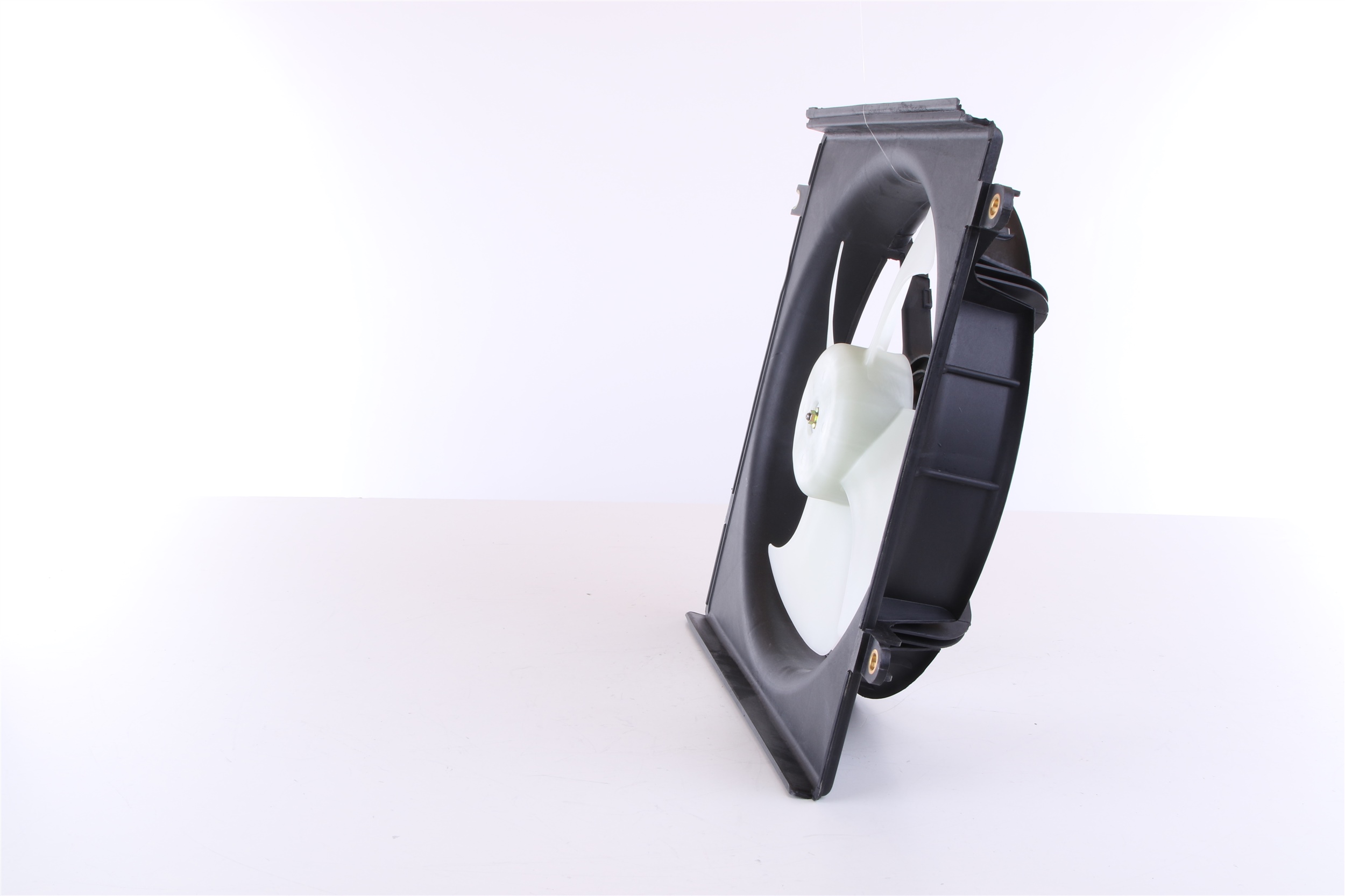 NISSENS 85046 Køleventilator til Honda CR-V