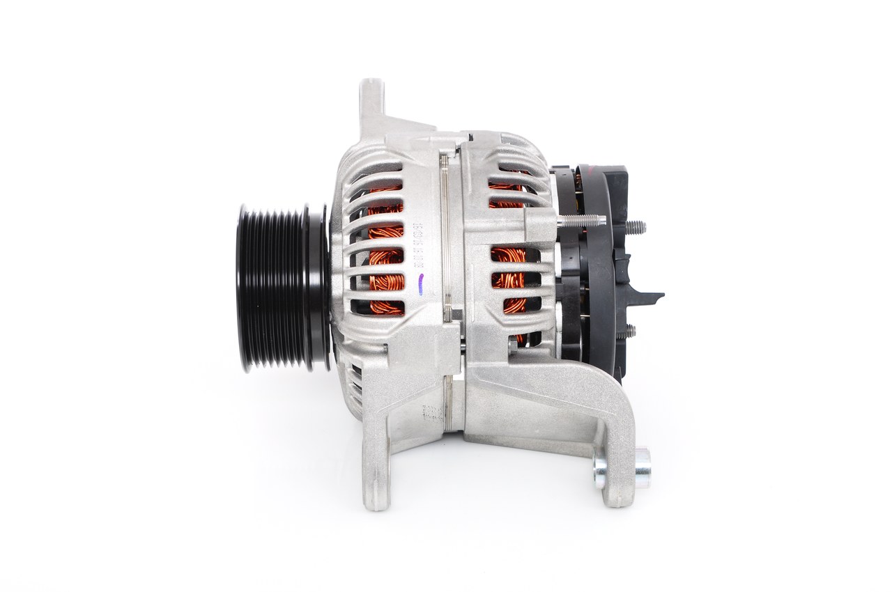 0 124 655 173 BOSCH Alternator VOLVO FMX