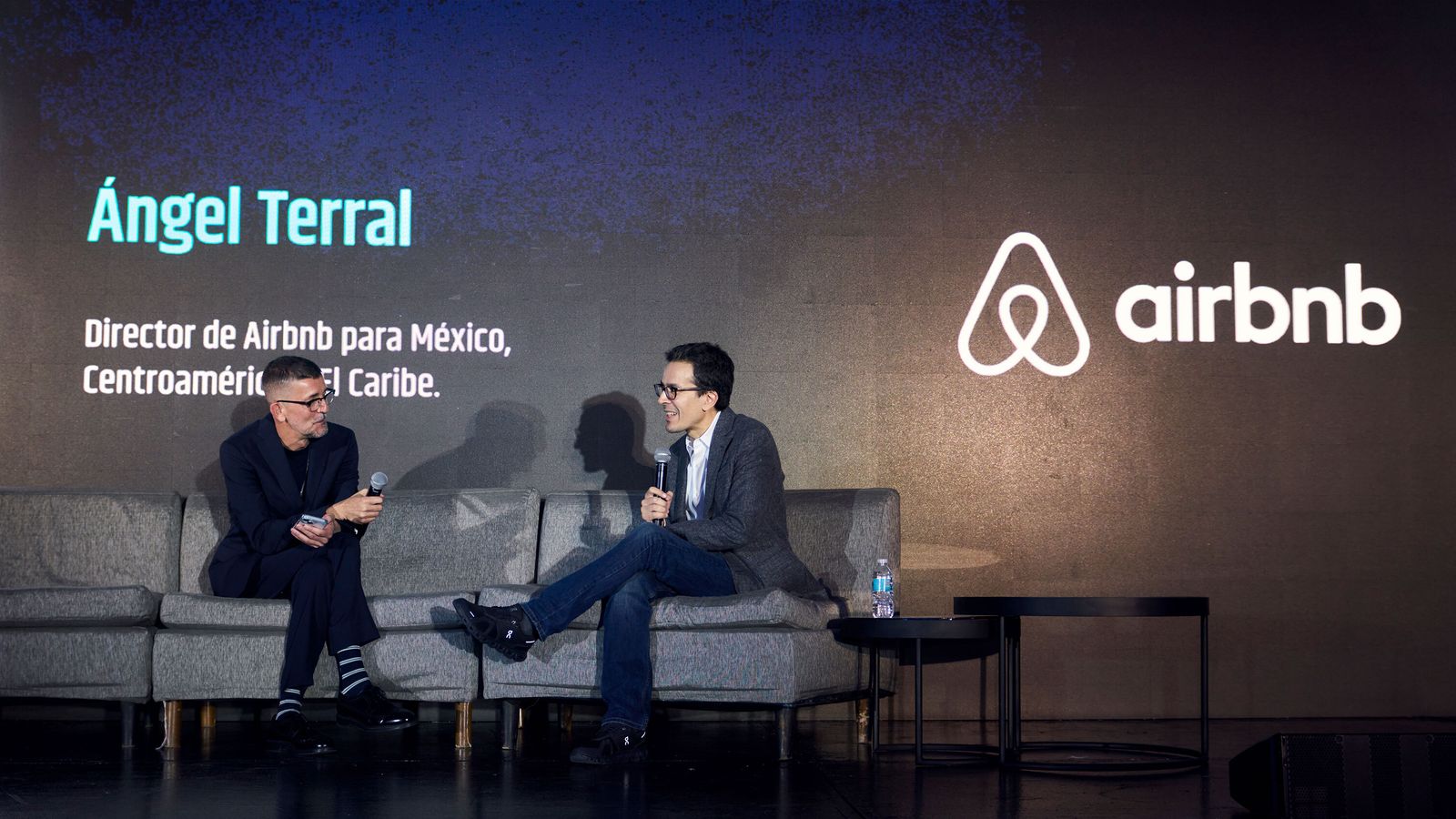 Airbnb en WIRED Summit 2025: cómo la IA está reinventando la hospitalidad y el turismo en México
