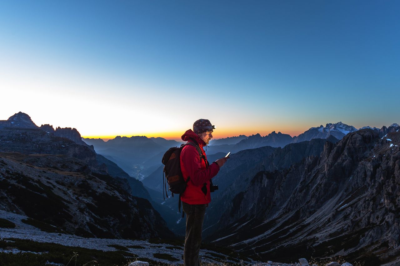 The Best Hiking Apps to Keep From Getting Lost