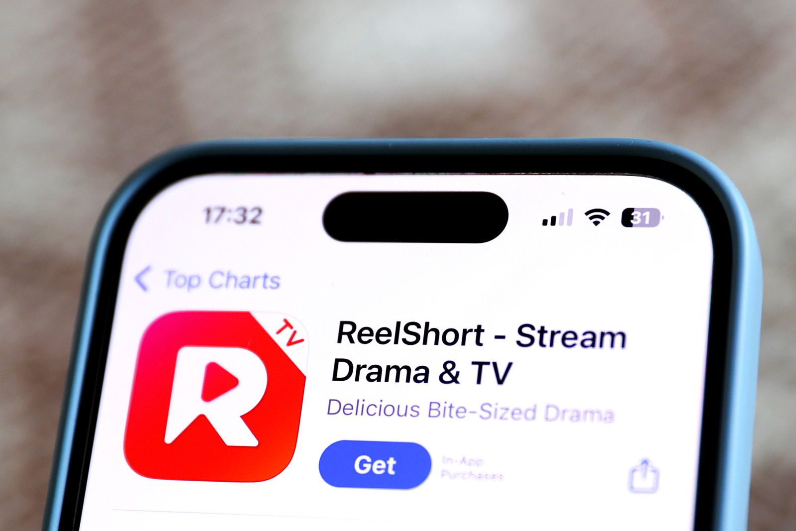 Americans Are Obsessed With Watching Short Video Dramas From China