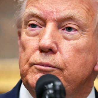 Trump Ends Tariff Exemption for Small Packages
