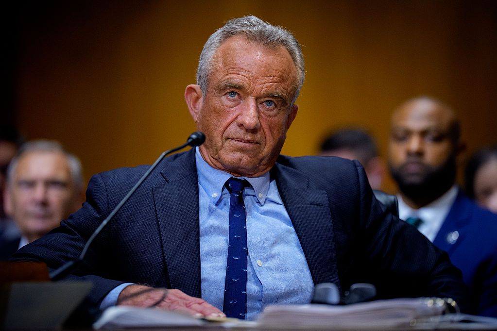 RFK Jr.’s Vaccine Panel Votes Down Its Own Proposal to Require Prescriptions for Covid-19 Shots
