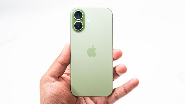 Which iPhone Should You Buy (or Avoid) Right Now?
