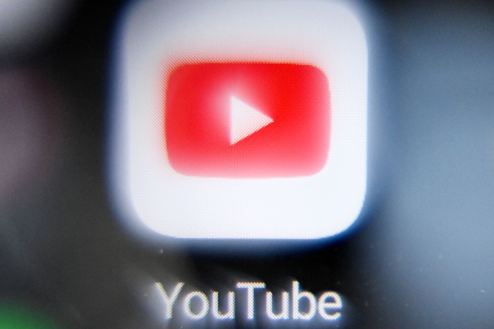 What Is YouTube Premium Lite&-and Should You Subscribe to It?