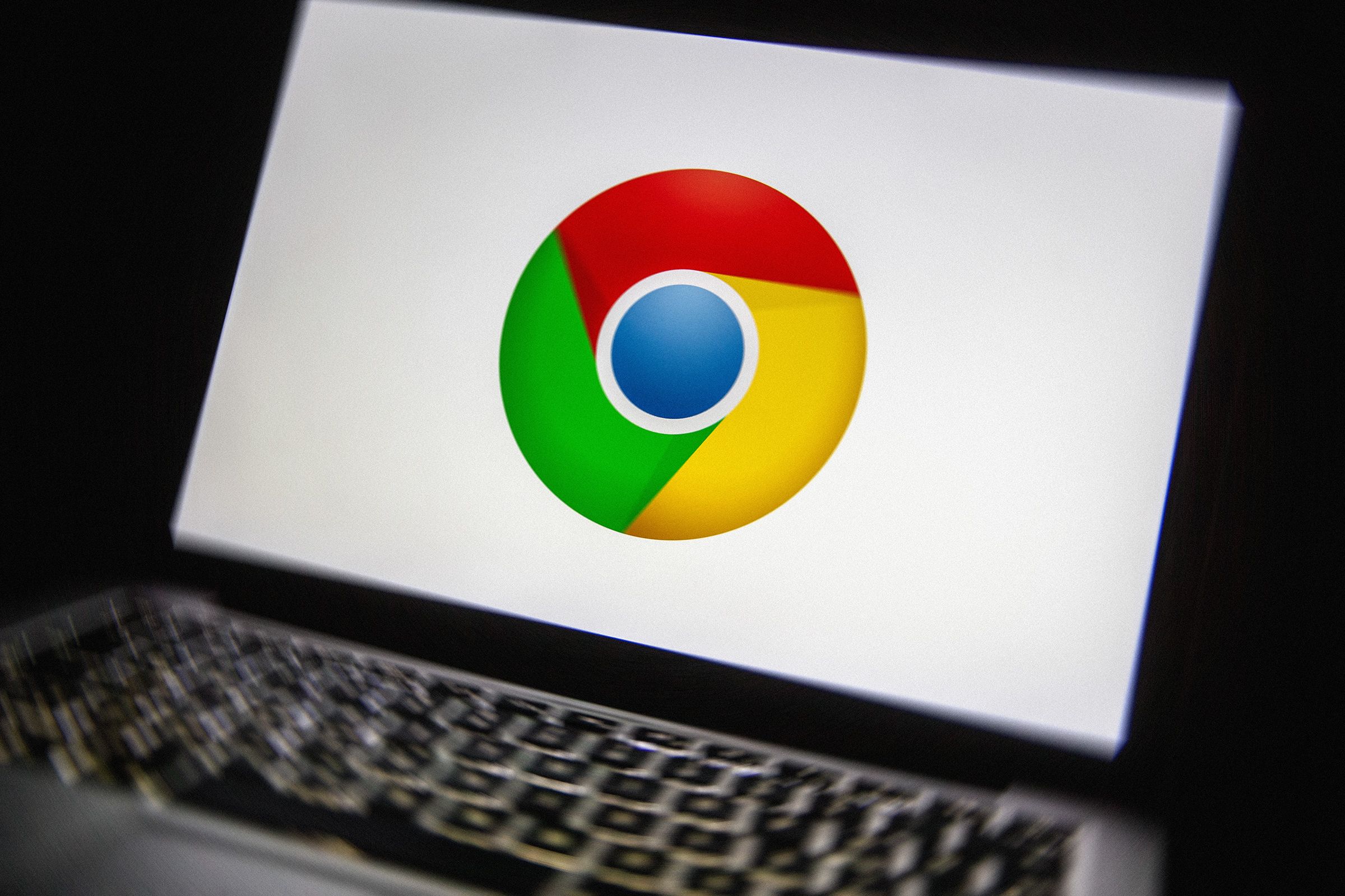 Keep Your Old Laptop Alive by Installing ChromeOS Flex