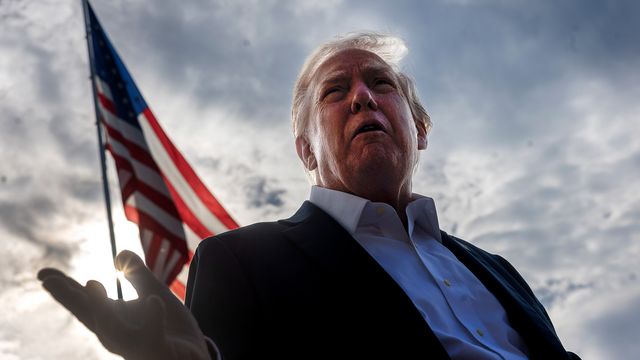 Federal Workers Are Being Told to Blame Democrats for the Shutdown