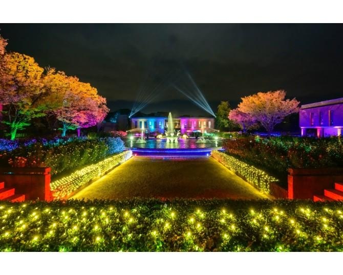 西洋式庭園と日本庭園で楽しむ光と音のショー！「石橋文化センターウインターイルミネーション“光のミュージアム”」開幕