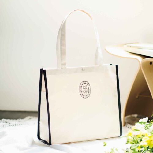 付録に見えない上品さ!ネストローブ保冷ポケット付き大判トート&晴雨兼用折りたたみ傘【リンネル8月号】