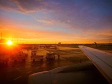 大韩航空将收购韩亚航空,在明年下半年完成合并