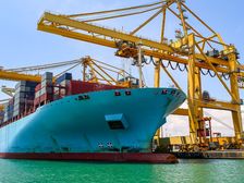 “马士基杭州号”红海遇袭,短短几天,亚欧运价暴涨翻番!