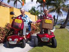 需求暴增!银发产品出海爆卖,蓝海赛道又现商机